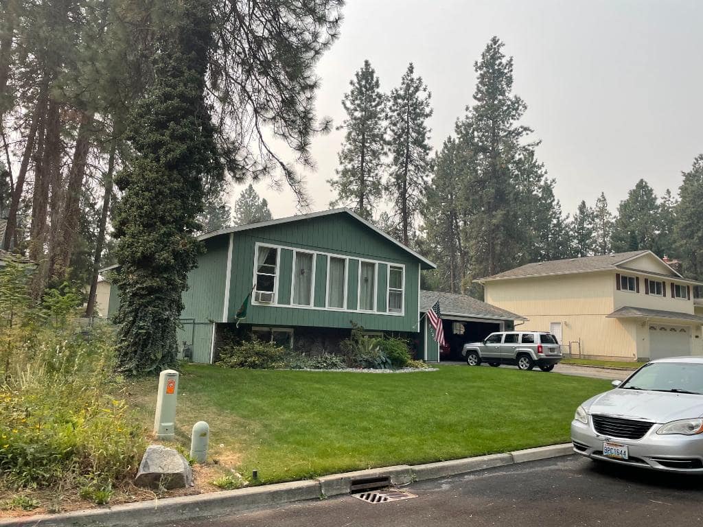 Window washing in Spokane Valley