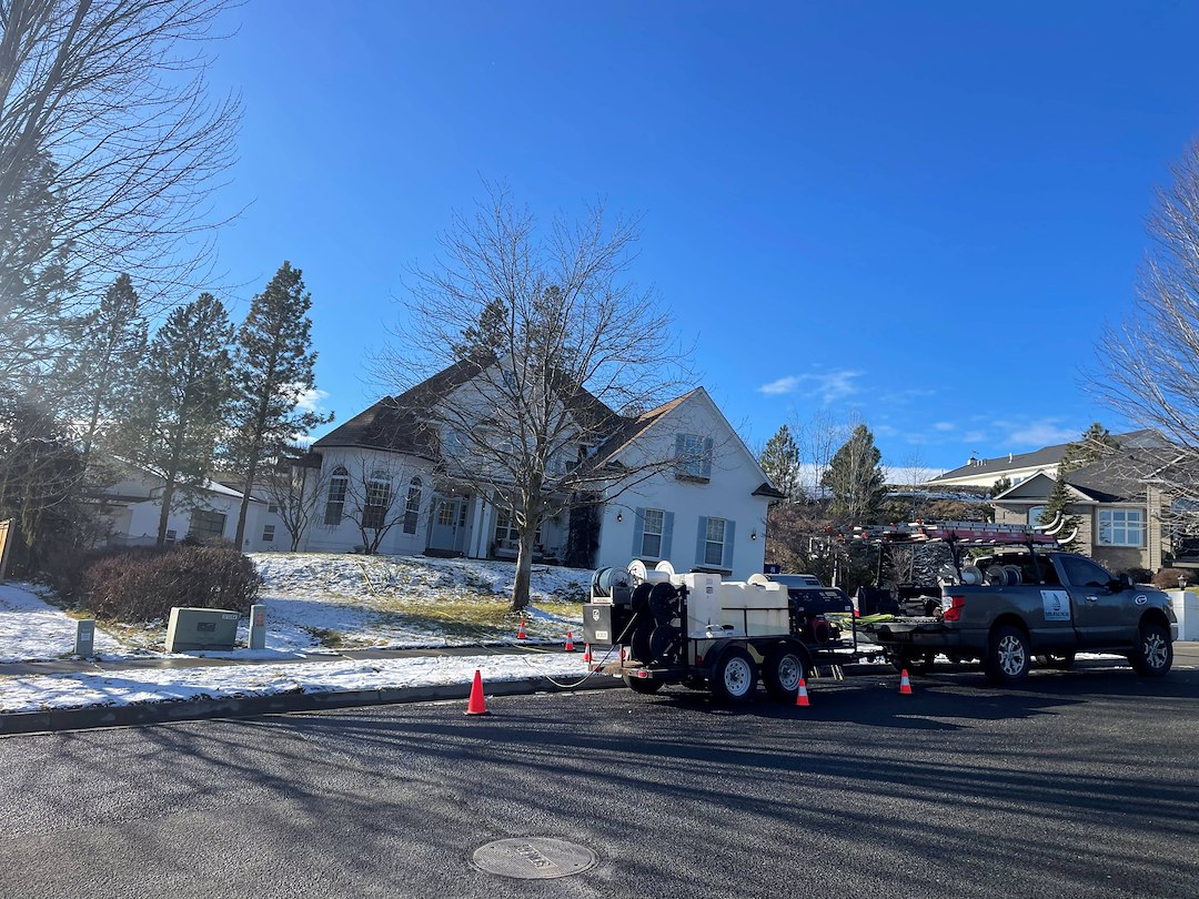 Winter Wont Stop the Two Step House Wash! ❄️🚫